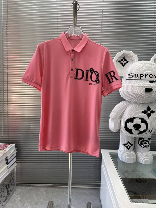 Dior*迪奥 2024春夏新款新品！贸易渠道订单，翻领polo衫意大利制作，奢华品质成就时装地位！ 精选客供天丝面料，全景钩织logo图案设计！经由微型针织工