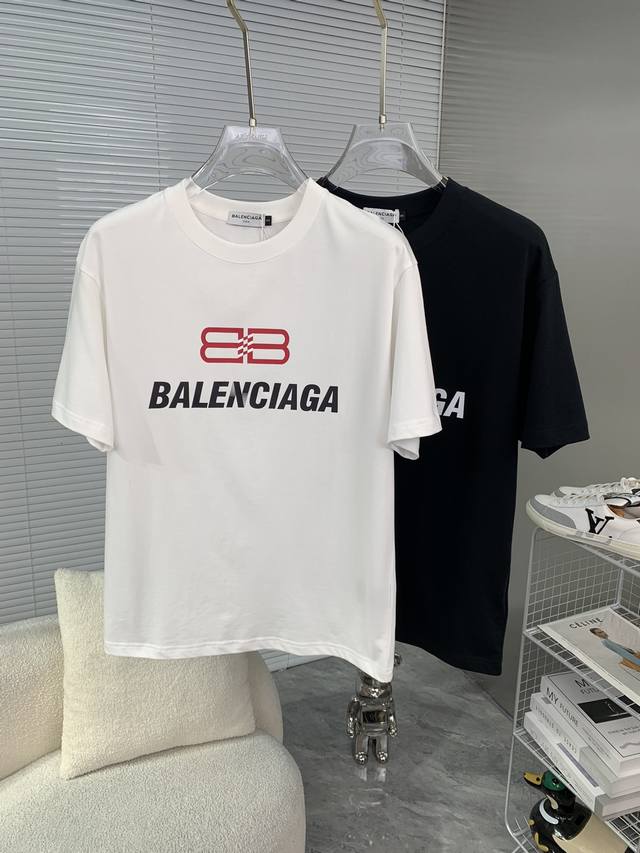 Balenciaga巴黎世家 2024Ss春夏高品质260克古驰双纱潮牌棉t恤，工艺品级别，辅料顶真，车线做工符合精品要求，超级好搭配，落肩款，品质及剪裁设计都