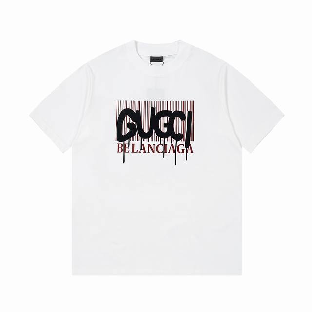 Balenciaga 巴黎世家 字母印花短袖t恤 全新的面料与车线工艺，定制面料，全程都是定织定染的，特殊色的决绝忌讳现成面料，大货只用到10卷面料，虽然付小缸