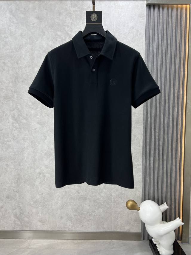 Zegna 杰尼亚 2024Sshk专柜同款同步上新短袖翻领polo，采用订制珠地棉面料，胸前品牌字母采用刺绣工艺构成标志彰显品牌奢华 高端人士必备单品，懂货的