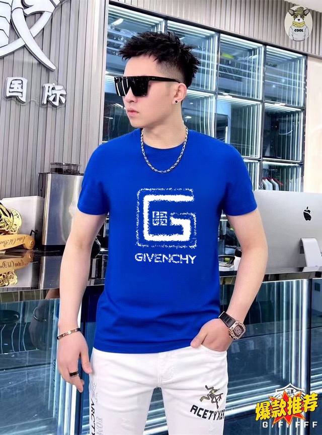 品牌 Givenchy 纪梵希 胖子福音 原单男士休闲短袖t恤，2023春夏新品，定制胸前顶级logo 工艺、搭配整件细节 品质及剪裁设计都堪称一流，定制进口丝