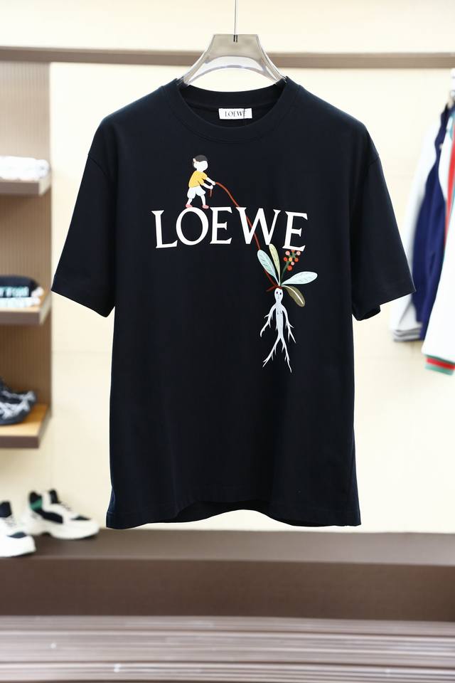 罗意威- Loewe-2024Ss夏季新品，男士胸前l贸易公司渠道货，同步gw发售！重磅级奢华尖货，专柜橱窗主打展示款，全球限量极品珍藏牛货，纯正血统品质，绝版