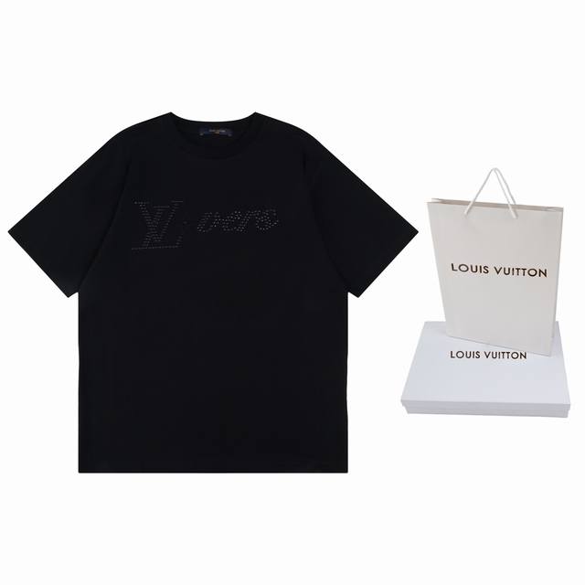 顶级版本.官网品质 LOUIS VUITTON*路易威登 LV 菲董烫钻绣花柳钉短袖T恤 采用原板独家定制260克32支双莎纯棉面料 质感非常柔软舒服 100%