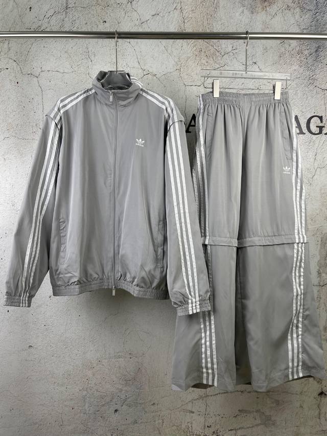 原版 款号：AD021 上新 Adidas丨阿迪达斯 三叶草 24SS可拆卸款扭扭套装运动服 1：原版三叶草logo定制YKK双开拉链 胸口logo刺绣设计 经