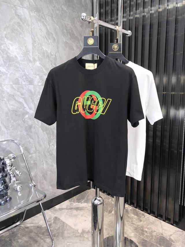 Gucci。 24ss专柜同款圆领短袖T恤 定制面料 面料采用原厂弹力原版液氨棉亲肤面料， 高弹力好伸缩，w采用品牌Logo标志图案 高端人士必备单品，3原厂辅