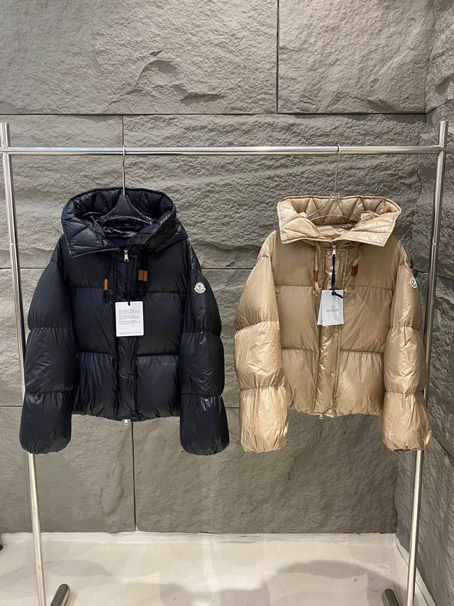 Moncler 24 新款 Borey连帽羽绒外套 轻量longue Saison尼龙羽绒夹克，Dist认证，绗缝设计。落肩设计，抽绳兜帽，漏斗领随意慵懒感。双