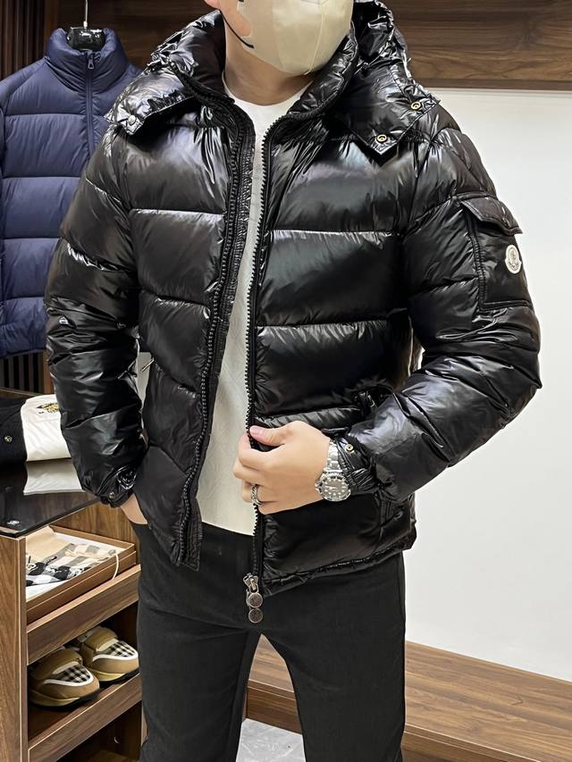 带芯片高版本 主推： Moncler 23S秋冬爆款羽绒服蒙口连帽羽绒服！90白鸭绒顶级轻奢羽绒服！经典刺绣工艺羽绒服舒适顶级品质羽绒服！尺码：1-5码 H20