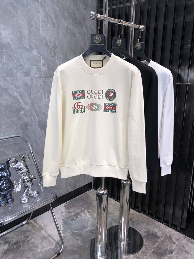 Gucci。高端定制 24Fw秋冬新款圆领卫衣 精心设计、兼具舒适性和精致感的专属和系列，提升您这个秋冬的着装格调。B原版卫衣面料。该系列包含舒适保暖、经典时尚