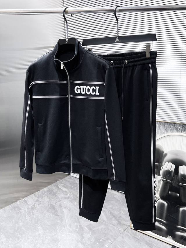 Gucci 古奇 爆款套装来袭 专注官网原版 2024全新爆款开衫卫衣套装 原单狠货倾注顶级设计师的精心之作 就为一个贴合、完美的上身效果 全天然优质天丝罗马棉