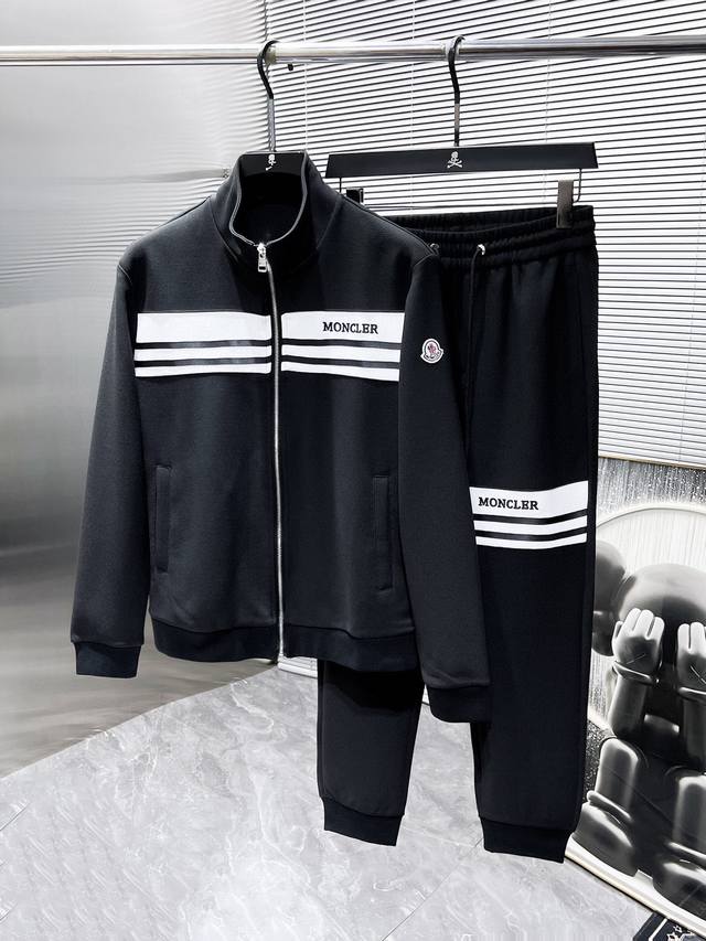 Moncler 蒙口 爆款套装来袭 专注官网原版 2024全新爆款开衫卫衣套装 原单狠货倾注顶级设计师的精心之作 就为一个贴合、完美的上身效果 全天然优质天丝罗