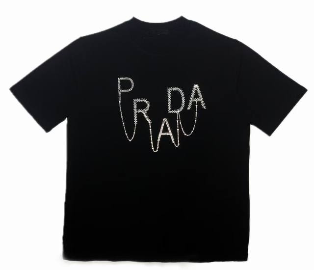 Prada 普拉达烫钻工艺 提前做过预缩水1×1双纱洗一辈子都不会变形的 男女同款 官网细节 字母logo印花 三标齐全 防潮纸 区别市场通货 随意对比 Oxs