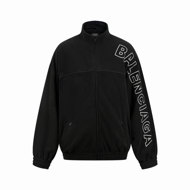 Balenciaga 立领夹克外套 定制420克羊羔绒 短毛 蓬松密集而不易掉毛 内里采用180克尼龙网布 让面料的保暖性和吸湿透气性大大的提高 上身舒适保暖