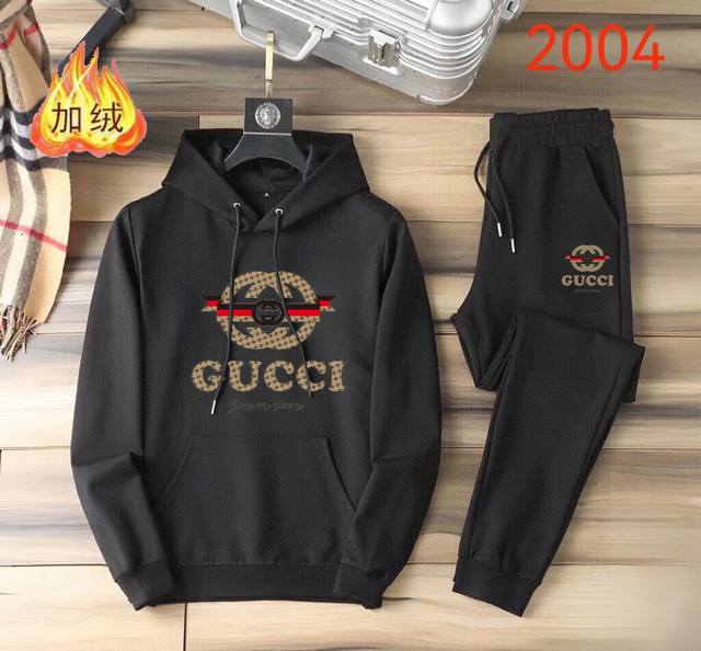 直 品牌 Gucci 古奇 加绒加厚 2024秋冬新品 ，明星最爱时装味休闲套装，干净利落剪裁 ，都市风十足 采用精品定制面料，内里保暖效果极佳，手感软糯干爽，