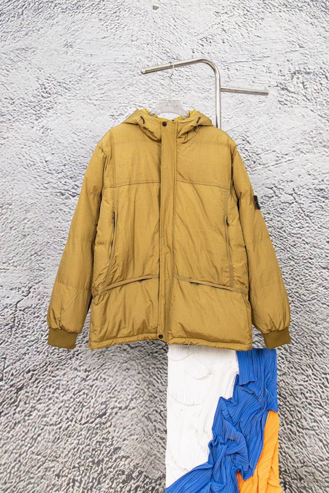 款号：Y949 石头岛5色棉服冬款主推 高品质 Stone Lsland石头岛21Fw Nylon Metal Down Jacket Topstoney 金属