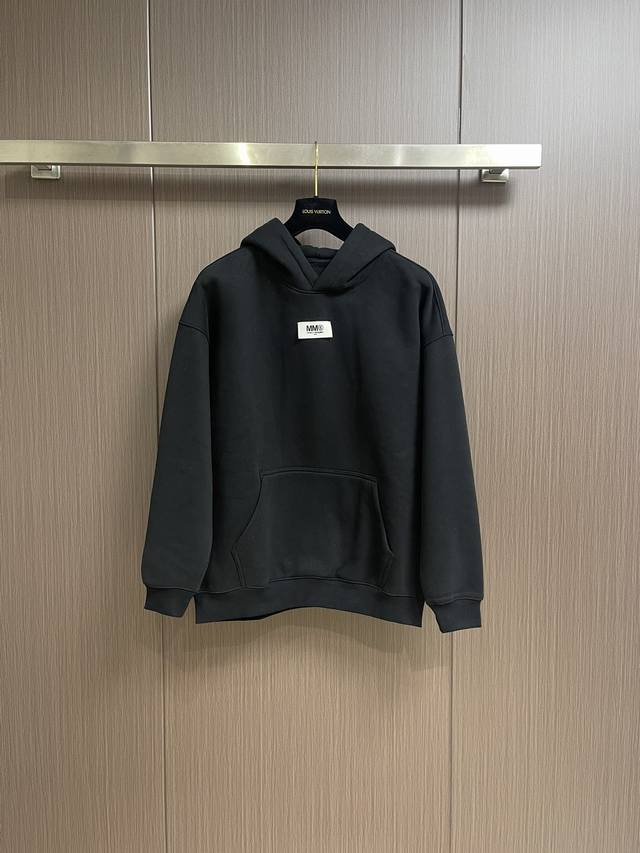 Maison Margiela 马吉拉 Mm6 2024Fw早冬新款拼布logo标识连帽卫衣 高端双股纯棉400G重磅面料 定制拉架罗纹同缸同染 三标齐全 男女