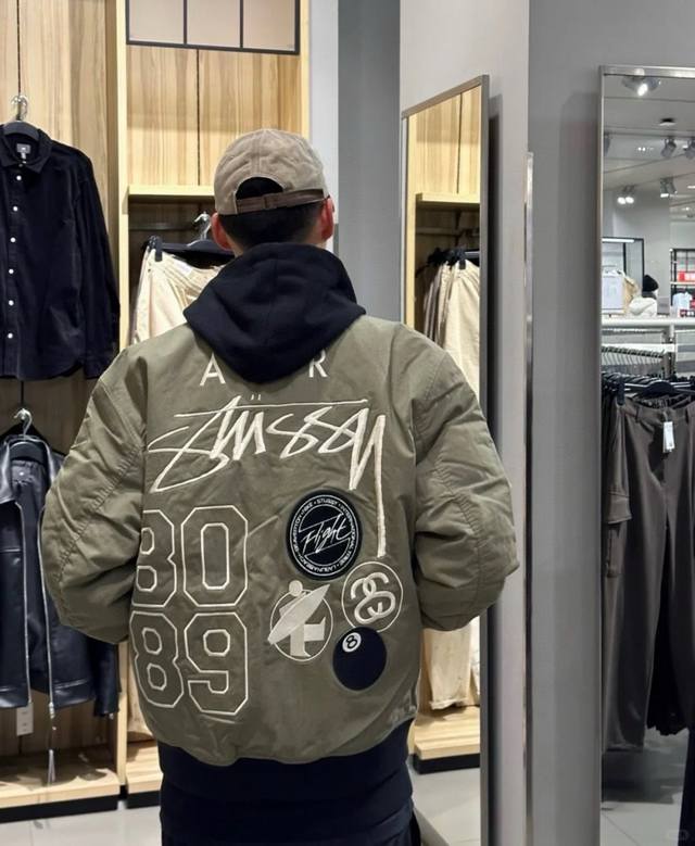 款号：D71 原版复刻 顶级版本 Stussy X Nike Fw斯图西耐克联名 双面穿夹克外套棉服 男女同款 爆火断货王，联名的最后的热度 这次联名最好看的就