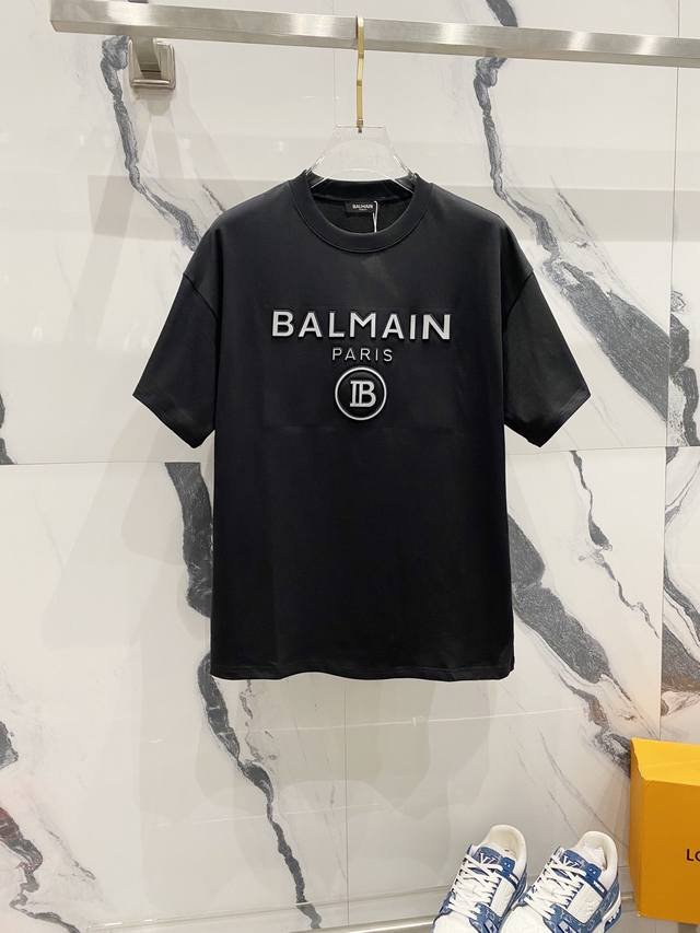 Balmain 巴尔曼 260克圆领短袖t恤 反光3M品牌立体字母凹凸logo标识 官方同步 高版本 高品质 时尚个性 百搭潮流 纯原品质 原版面料 吊牌 领标