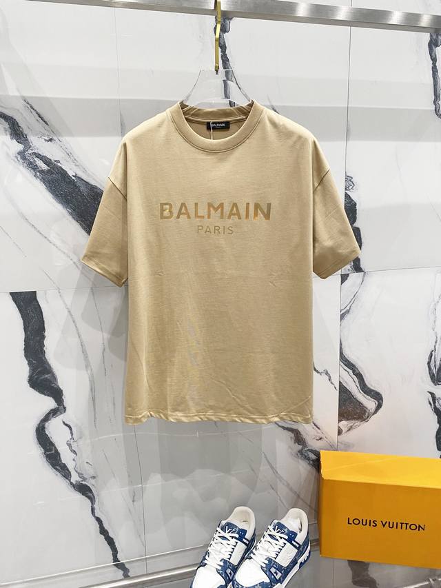 Balmain 巴尔曼 260克圆领短袖t恤 经典烫金字母印花logo标识 官方同步 高版本 高品质 时尚个性 百搭潮流 纯原品质 原版面料 吊牌 领标 水洗麦