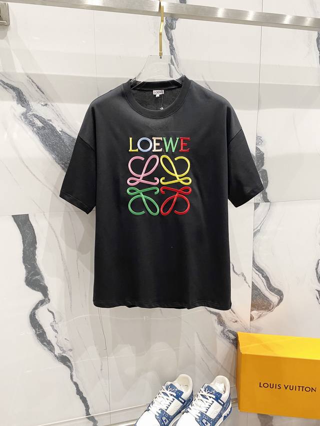 Loewe 罗意威 260克圆领短袖t恤 经典七彩撞色刺绣字母logo 官方同步 高版本 高品质 时尚个性 百搭潮流 纯原品质 原版面料 吊牌 领标 水洗麦 三