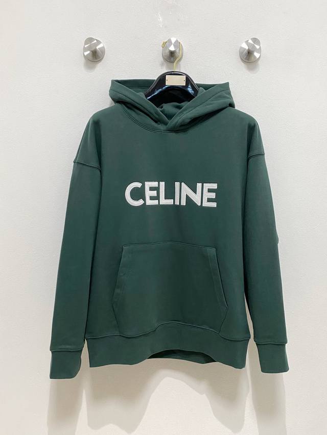 Celine 赛琳 2024Fw秋冬新品 休闲连帽卫衣，定制定染柔云棉绮空气织，如云朵般轻柔 舒适贴肤 采用进口机绣花凤眼 使用先进的计算机控制系统和精密的机械