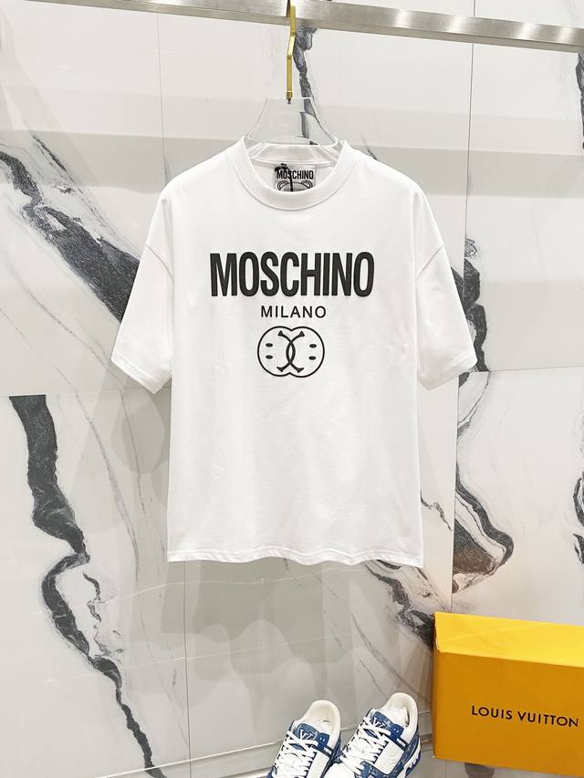 Moschino 莫斯奇诺 260克圆领短袖t恤 经典品牌字母发泡印花logo标识 官方同步 高版本 高品质 时尚个性 百搭潮流 纯原品质 原版面料 吊牌 领标