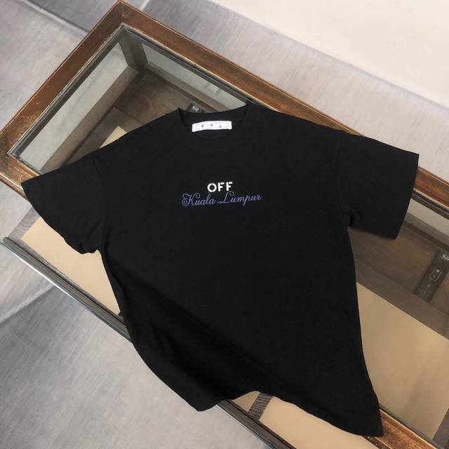 Off-White 2024Ss春夏新品情侣款圆领t恤 奢华品牌字母logo标识标注上身就能体会这款设计带来的年轻与时尚感！整体时尚而有潮流，面料采用客供顶级面