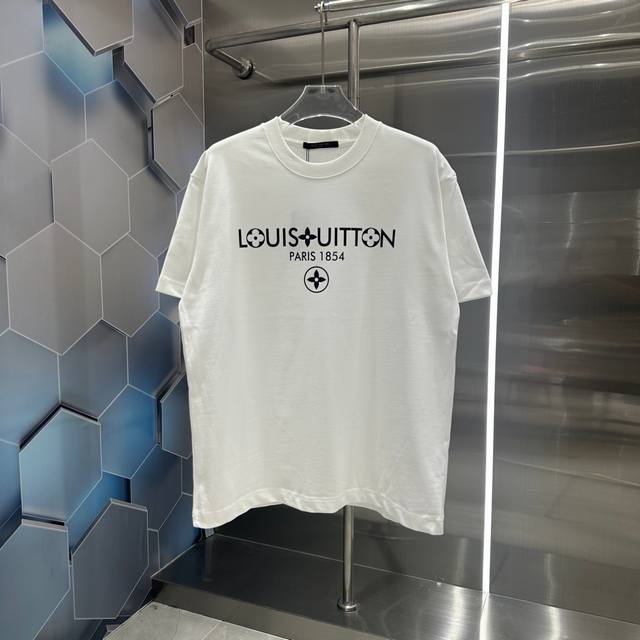 Lv 2024秋冬新款320克短袖t恤 个性印花 男女同款宽松版 S M L Xl Xxl 五个码 黑色 白色 咖色