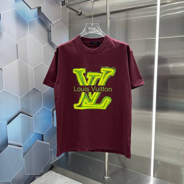 Lv 2024秋冬新款320克短袖t恤 个性印花 男女同款宽松版 S M L Xl Xxl 五个码 黑色 白色 栗红