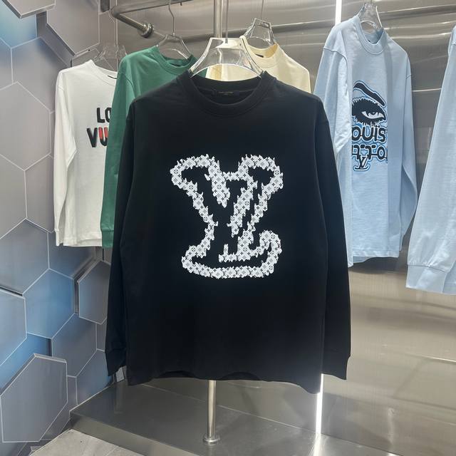 Lv 2024秋冬新款印花圆领长袖tee 实物很棒男女同款宽松版 尺码s M L Xl Xxl 五个码 黑色 白色 浅蓝