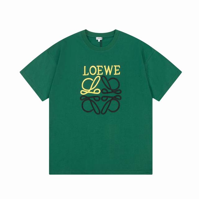 Loewe 罗意威 精工拼色字母logo刺绣 精致升级，灵感源自八十年代复古 原版面料 官方同款 短袖t恤 定制同缸染面料 手感非常舒服 春夏最新砖柜同步 时尚