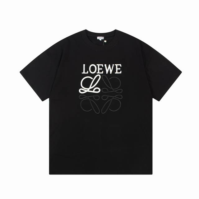 Loewe 罗意威 精工拼色字母logo刺绣 精致升级，灵感源自八十年代复古 原版面料 官方同款 短袖t恤 定制同缸染面料 手感非常舒服 春夏最新砖柜同步 时尚