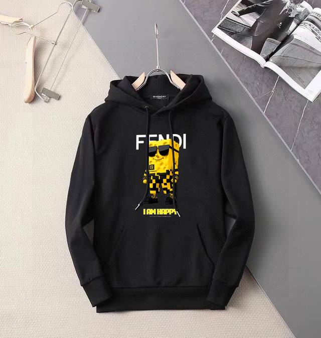 直 品牌 Fendi 芬迪 胖子福音 2024Ss秋款最新款长袖带帽卫衣，官网同步发售 清爽透气 采用顶极天丝罗马 舒适柔软 3D立体清晰 时尚感超好 送礼自留