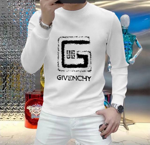 直 品牌 Givenchy 纪梵希 胖子福音 2024Ss秋款最新款长袖圆领卫衣，官网同步发售 清爽透气 采用顶极天丝罗马 舒适柔软 3D立体清晰 时尚感超好