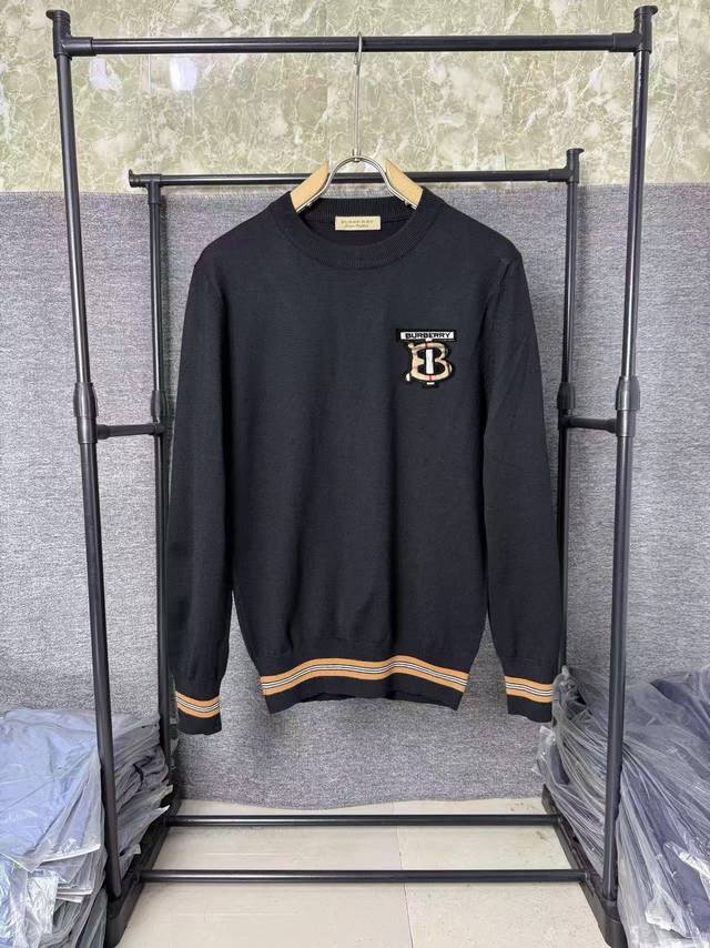 Burberry巴宝莉独家专供新款男士休闲秋冬针织毛衣 高端定制 高端版本 时尚百搭爆款进口面料 手感超柔软细腻 穿着亲肤舒适 高端精品 代工厂精细做工 上身非