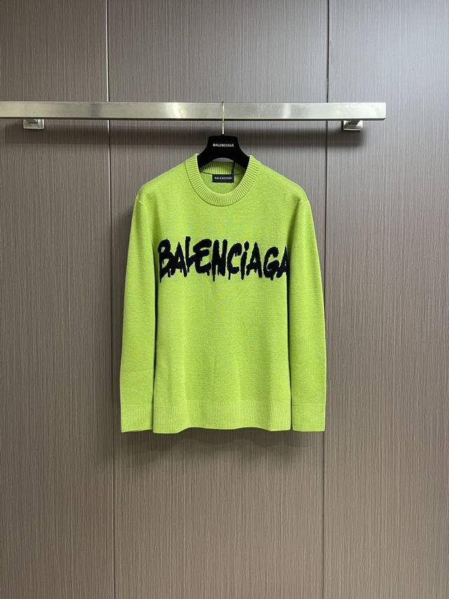 Balenciaga 巴黎世家2024Ss秋冬新款胸前logo圆领毛衣，订制水洗标 380克大毛圈面料 全套辅料齐全 纹理清晰可见，定制面料，色调明亮，完美的接