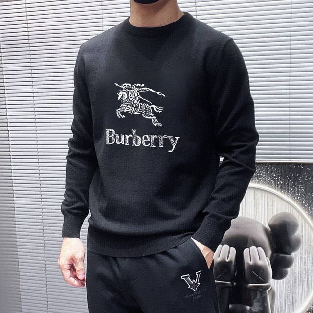 支持年后退换 直 Burberry巴宝莉 秋冬经典圆领套头羊毛衫，全品相！！！羊毛混纺面料，2024最新款 黄金比例！！修身款软黄金 百搭实用型的单品，搭配及实