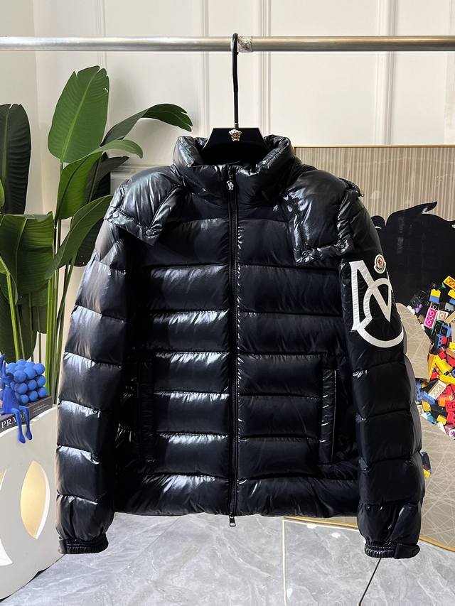 码数1-2-3-4-5 男女同款 现货发售 1:1开发 蒙口moncler｜23Ss新款 王一博同款 Saulx系列羽绒服 Saulx连帽羽绒夹克采用光面nyl