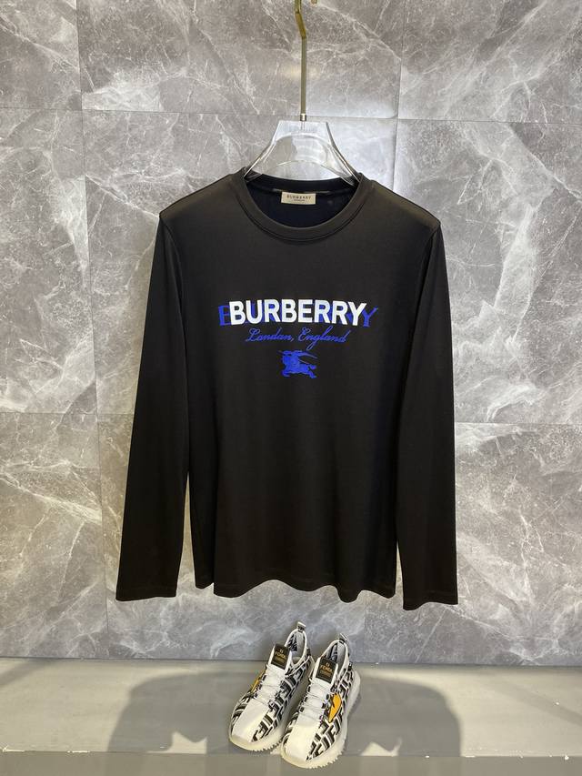 Burberry巴宝莉 2024秋冬男士长袖t恤最新系列，简约logo元素长袖t恤。定制高级面料手感柔软舒适带有弹力，简约大气，上身效果超赞，大货已出，码数：M