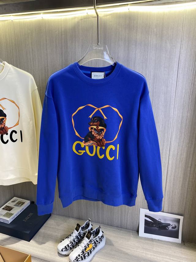 Gucci古奇 秋冬新款高克重380克重磅卫衣出货啦！！ 定制高克重纯棉卫衣面料 搭配当下流行重工工艺 做工走线精细 面料上身舒适 男女同款，版型微阔 尺码m-