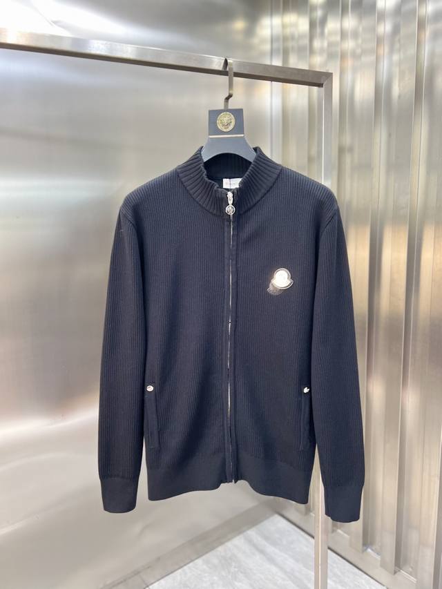 支持年后 Moncler 蒙口 2025秋冬新品上新 三标齐全 针织羊毛衫外套 好货不用过多介绍 看细节 专柜码数：M-Xxxl 175 140建议l