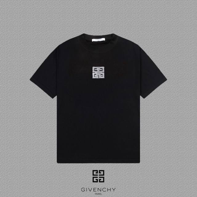 Givenchy 纪梵希] 2025FW短袖T恤 牙刷绣徽章 高端26s双纱300克面料 重磅面料 定制拉架罗纹同缸同染 三标齐全 男女同款 颜色：黑色 白色