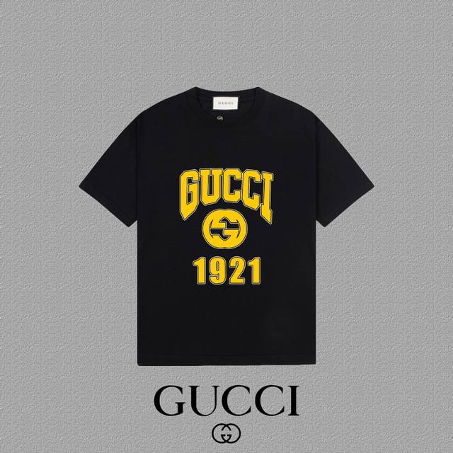 Gucci 古奇] 2025FW短袖T恤 LOGO印花 高端26s双纱300克面料 重磅面料 定制拉架罗纹同缸同染 三标齐全 男女同款 颜色：黑色 白色 杏色