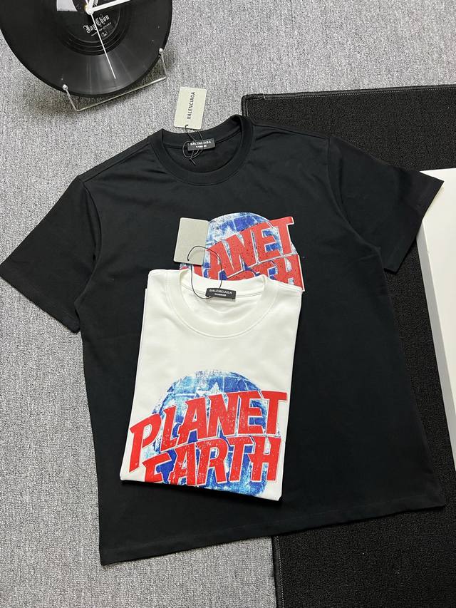 BALENCIAGA 25s夏款爆 颜色 黑色 白色 尺码 s m l xl 前印花 280g精梳紧密棉 高品质 男女同款