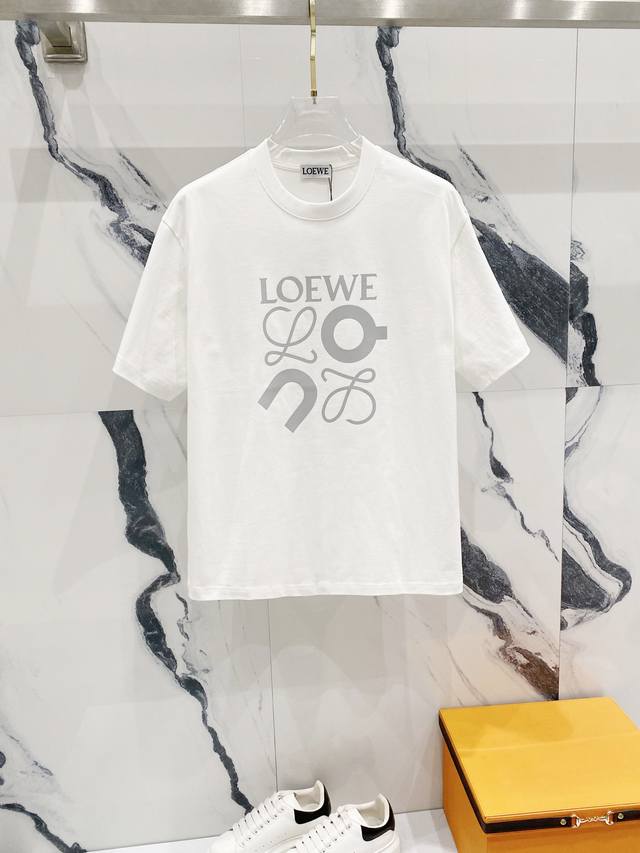 LOEWE 罗意威 320克圆领短袖T恤 走秀款个性前后字母LOGO印花标识 官方同步 1:1原版开模 时尚个性 百搭潮流 纯原品质 原版洗水面料 吊牌 领标