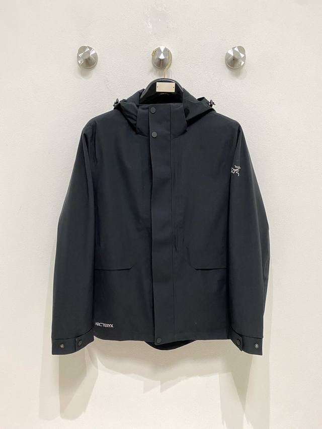 开春新品 ARC’TERYX*始祖鸟24ss新款轻薄硬壳冲锋衣 百搭户外男女同款 采用原厂GORE-TEX科技面料 细节辅料全部同步gtx材质严密防风！不易脏污