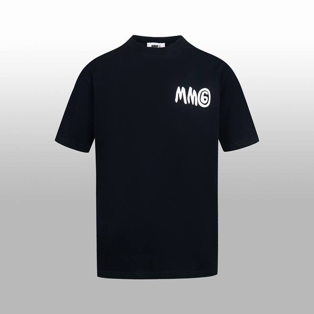 高版本 MM6* 春夏新款短袖T-shirt 欧洲数码直喷技术 260克高克重棉感面料 挺括有型 图案清晰如手绘 无性别穿搭 情侣闺蜜可同款演绎 单穿慵懒随性