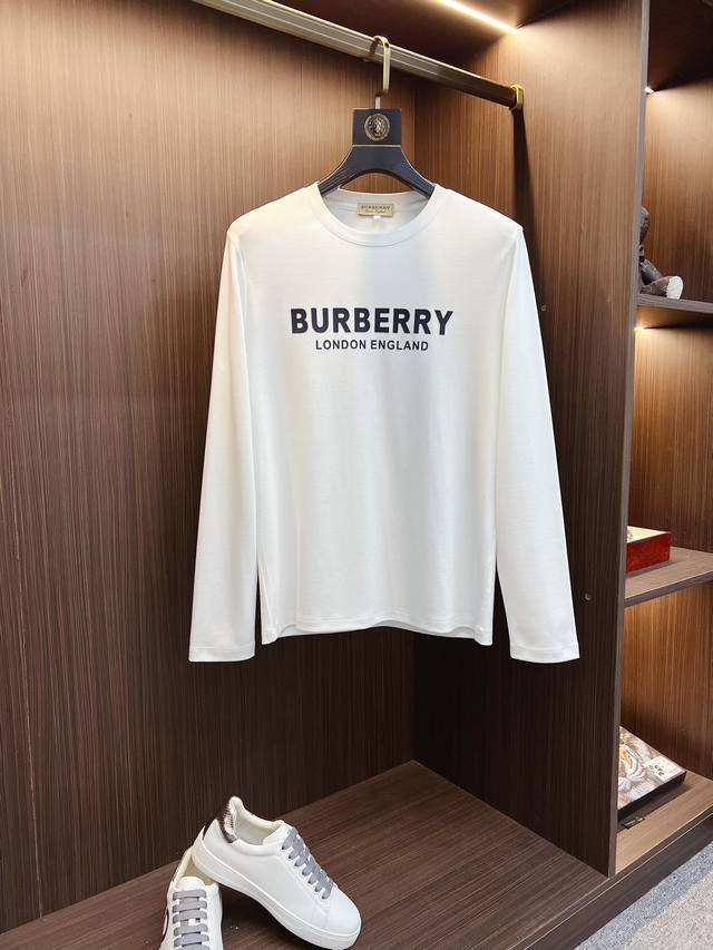 Burberry 巴宝莉 2025新春 新款设计感卫衣 官网同步！这款T恤极简主义设计和精美细节于一身。Oversize饰边引人联想蒂罗尔着装细节，召唤摩登新意