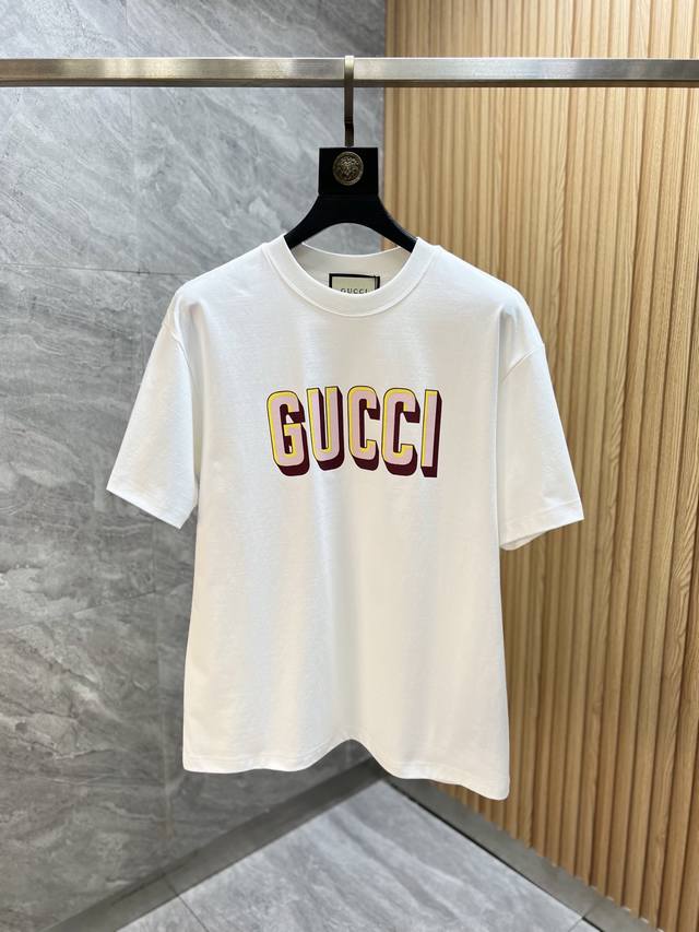 Gucci 古奇 2025年春夏新品上新 三标齐全 纯棉圆领短袖T恤 好货不用过多介绍 看细节 专柜码数：S-XXXL 175 140建议L