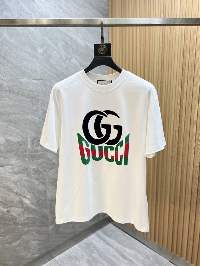 Gucci 古奇 2025年春夏新品上新 三标齐全 纯棉圆领短袖T恤 好货不用过多介绍 看细节 专柜码数：S-XXXL 175 140建议L