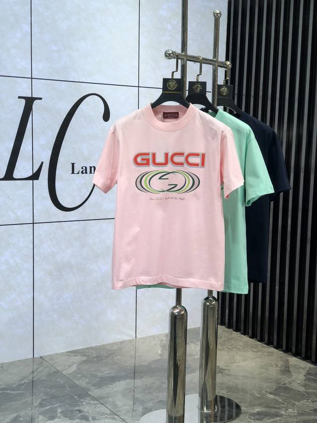 Gucci。2025新款纯棉最新最顶级版本简约字母logo图案款潮流短袖，短袖最顶级的品质专柜原单短袖，顶级制作工艺进口面料，1r专柜款独特设计，采用进口高端订